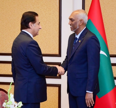 Islamabad 22.10.2026: Speaker National Assembly Sardar Ayaz Sadiq shaking hands with President of the Republic of Maldives Dr Mohamed Muizzu